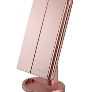 Light up vanity mirror